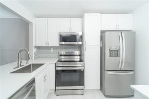 10434 Sunrise Lakes Blvd APT 101, Sunrise, FL 33322, Sold 08/06/25