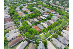 4361 Mahogany Ridge Dr Weston, FL 33331 - Off Market