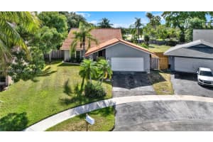 9381 NW 41st Pl, Sunrise, FL 33351, Sold 08/08/25