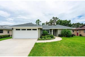 220 Kite Av, Sebring