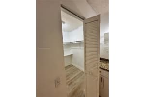 12105 NE 6th Ave APT 304, North Miami, FL 33161, - MLS#A11827768