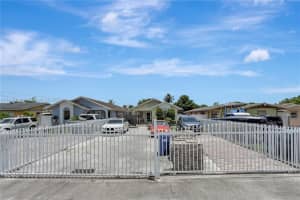 15801 Nw 47th Ave, Miami Gardens