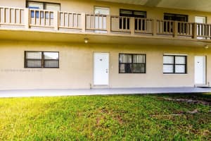 10370 Sw 220th St 113, Cutler Bay