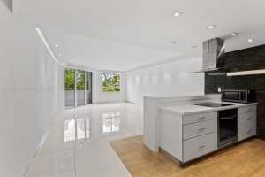 181 Crandon Blvd 207, Key Biscayne
