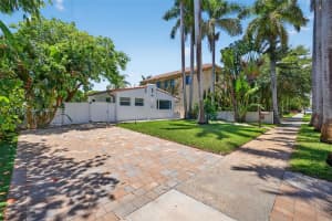1622 Mayo St, Hollywood, FL 33020 - MLS#A11827919