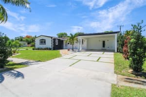 7460 NW 1st Ct, Pembroke Pines, FL 33024, - MLS#A11827944