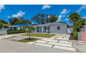 921 NW 30th Ct, Miami, FL 33125, - MLS#A11827999