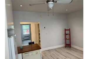 637 12th St 6, Miami Beach