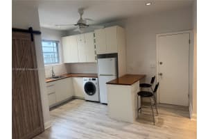 637 12th St APT 6, Miami Beach, FL 33139, - MLS#A11828035