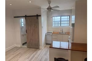 637 12th St APT 6, Miami Beach, FL 33139, - MLS#A11828035