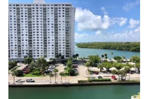 400 Kings Point Dr 820, Sunny Isles Beach