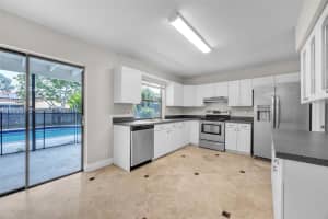 867 Ramblewood Dr Coral Springs, FL 33071 - MLS#A11828062