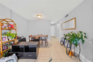 716 Michigan Ave APT 302, Miami Beach, FL 33139, Sold 10/01/25