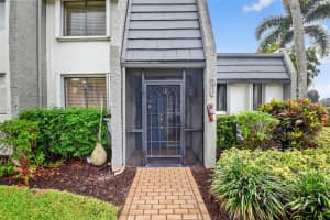 4817 Esedra Ct, Greenacres, FL 33467, Sold 08/18/25