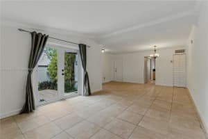 11245 SW 65th St, Miami, FL 33173, Sold 08/21/25