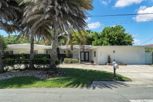3210 Dover Rd, Pompano Beach