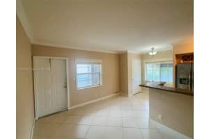 924 SE 2nd St APT 9, Fort Lauderdale, FL 33301, - MLS#A11828209