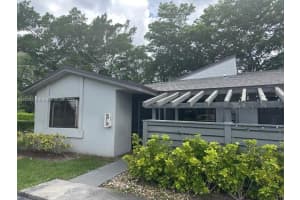453 Lakeview Dr APT 1, Weston, FL 33326, Sold 08/24/25