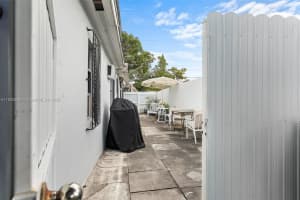 410 East Dr #2, North Miami Beach, FL 33162, - MLS#A11828392