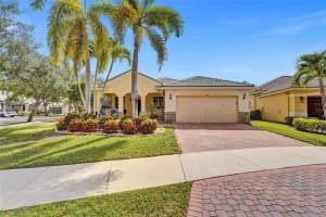 4122 Laurel Ridge Cir, Weston, FL 33331, Sold 08/21/25