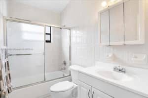 450 Ne 175th St, North Miami Beach