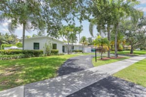 15920 SW 85th Ave, Palmetto Bay, FL 33157, Sold 08/27/25