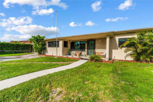 8065 W 14th Ct, Hialeah, FL 33014 - MLS#A11828416