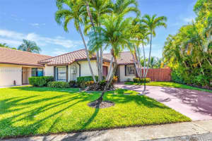 220 SW 113th Terrace, Pembroke Pines, FL 33025, - MLS#A11828432