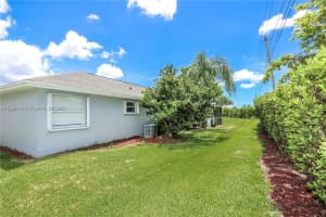 767 SE 22nd Dr, Homestead, FL 33033, Sold 10/15/25