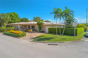 424 89th St, Surfside