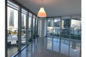 92 Sw 3rd St 1601, Miami