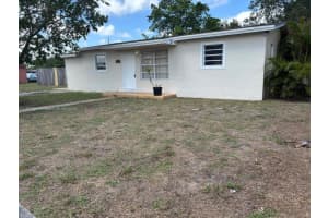 4101 Sw 32nd Dr, West Park
