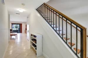 9081 NW 45th St, Sunrise, FL 33351, Sold 08/29/25