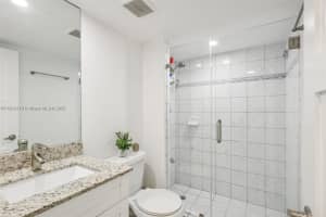2401 Collins Ave APT 1011, Miami Beach, FL 33140, - MLS#A11828578