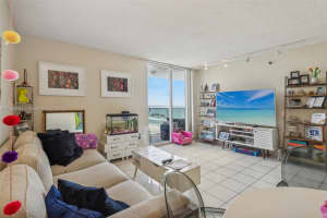 2401 Collins Ave APT 1612, Miami Beach, FL 33140, - MLS#A11828593