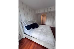 1050 Brickell Ave APT 422, Miami, FL 33131, - MLS#A11828635