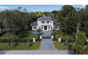 7605 SW 71st Ave, Miami, FL 33143, - MLS#A11828654