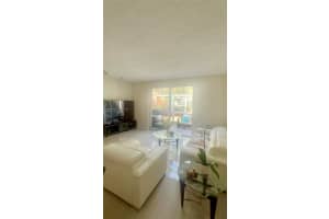 1597 Barcelona Way 2-32 Weston, FL 33327 - MLS#A11828661