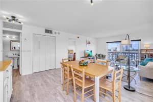 4141 Nautilus Dr APT 7J, Miami Beach, FL 33140, - MLS#A11828668