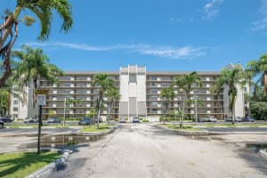 3150 W Rolling Hills Cir 307, Davie