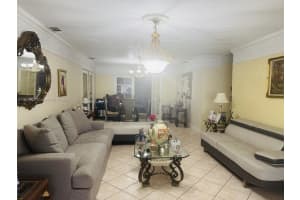 3915 Nw 4th Ter Miami, FL 33126 - MLS#A11828706