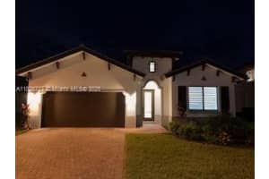 4978 Jovanne St, Ave Maria