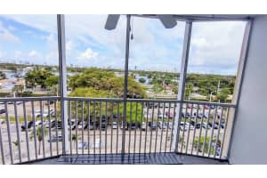 1780 NE 191st St Apt 704-2, Miami, FL 33179, - MLS#A11828743