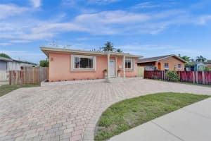 2435 Wilson St, Hollywood, FL 33020, - MLS#A11828761