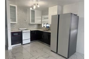 6215 W 24th Ave Apt 205-7, Hialeah, FL 33016, Sold 07/30/25
