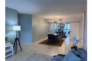 3600 Mystic Pointe Dr 1510, Aventura
