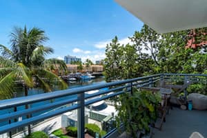 2950 NE 188th St APT 202, Aventura, FL 33180, - MLS#A11828927