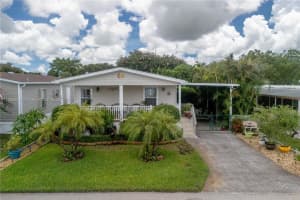 1890 Sw 83rd Ter, Davie