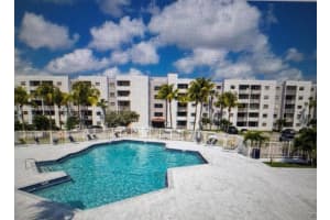8075 Nw 7th St 318, Miami