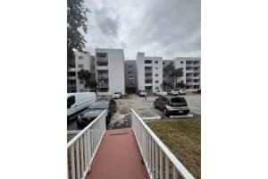 8075 NW 7th St #318, Miami, FL 33126, - MLS#A11828974